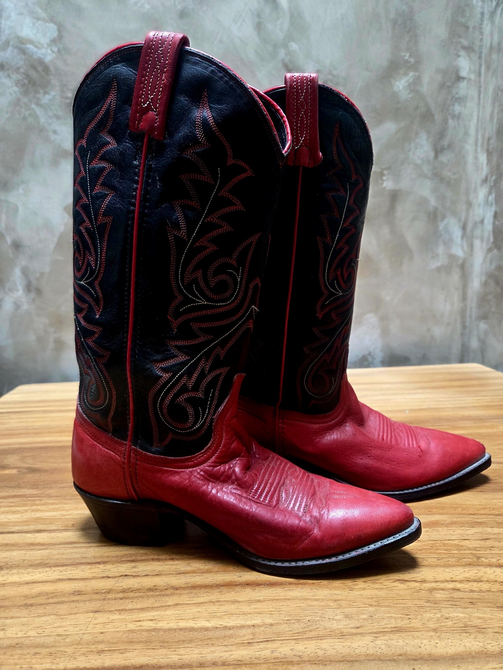 Vintage Leather Red and Black Western Cowboy Boots